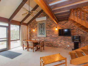 Ingellara 1 49 Townsend Street, Jindabyne